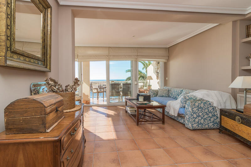 3 bedroom Apartment for Long Term Rent
