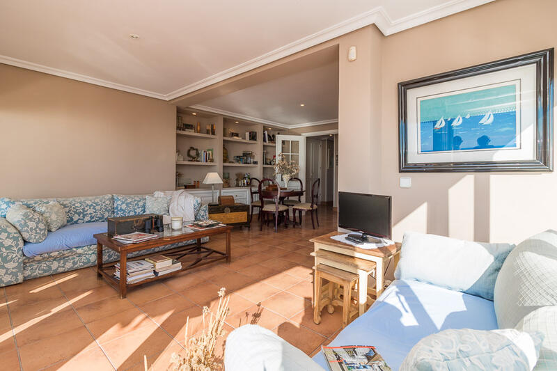 3 bedroom Apartment for Long Term Rent