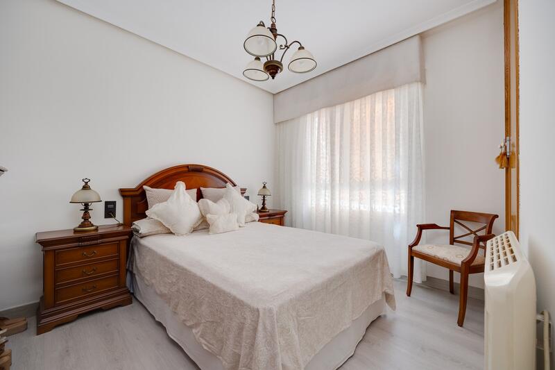 3 bedroom Apartment for sale