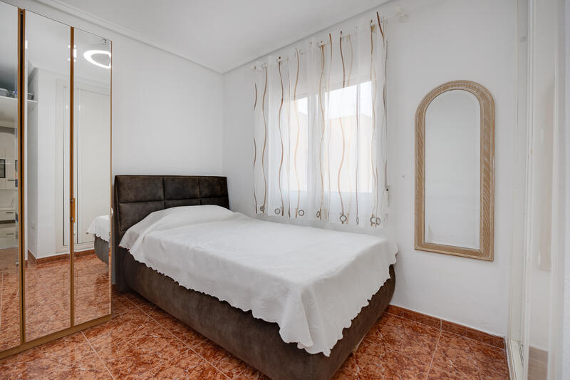 2 slaapkamer Appartement Te koop