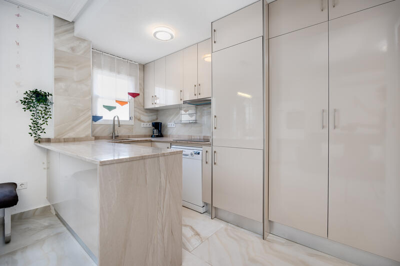 2 slaapkamer Appartement Te koop