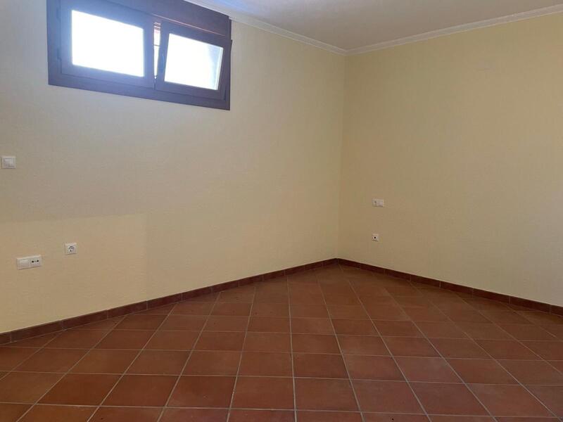 2 спальная комната городская тюрьма продается 2 спальная комната городская тюрьма продается