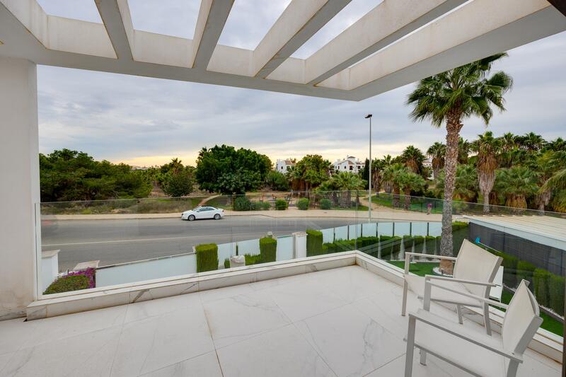 3 bedroom Villa for sale