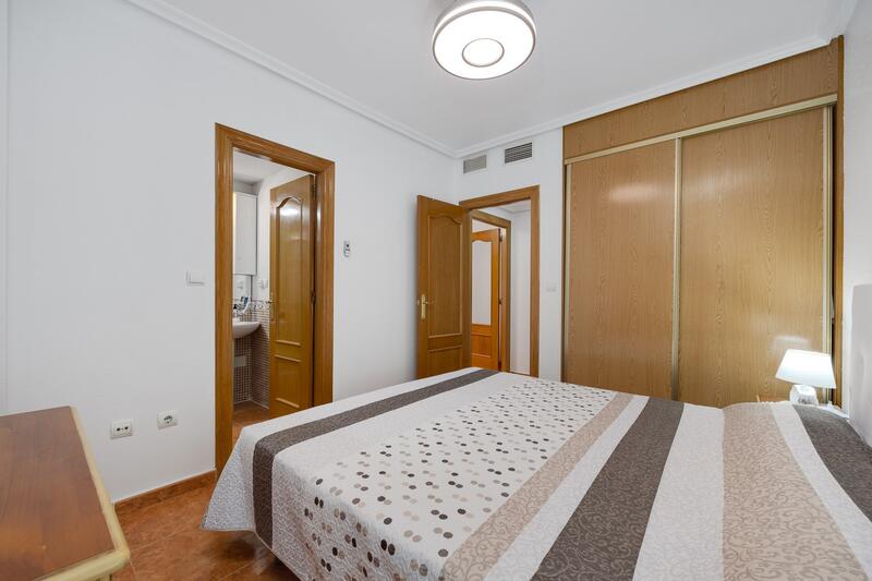 3 спальная комната квартира продается