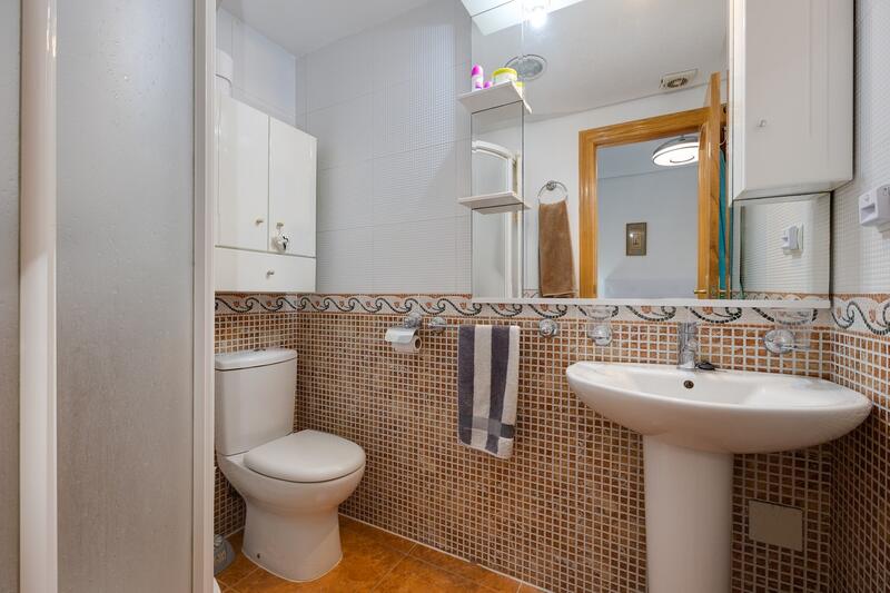 3 спальная комната квартира продается