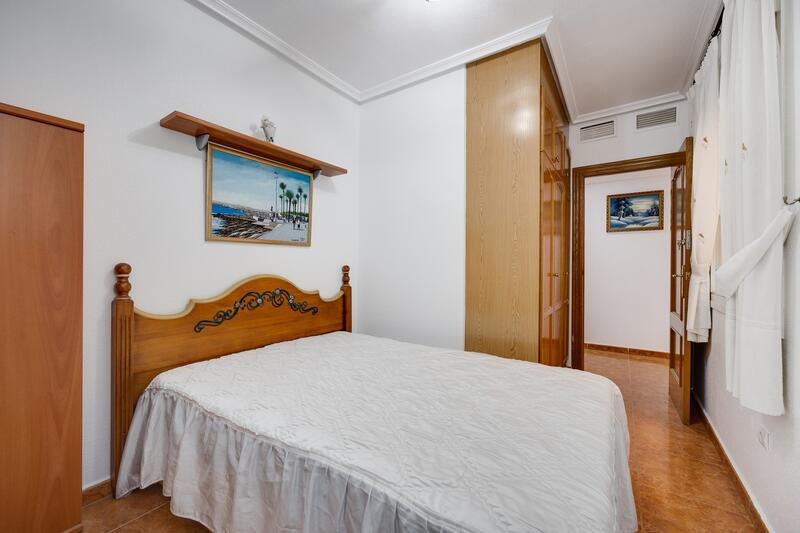 3 спальная комната квартира продается