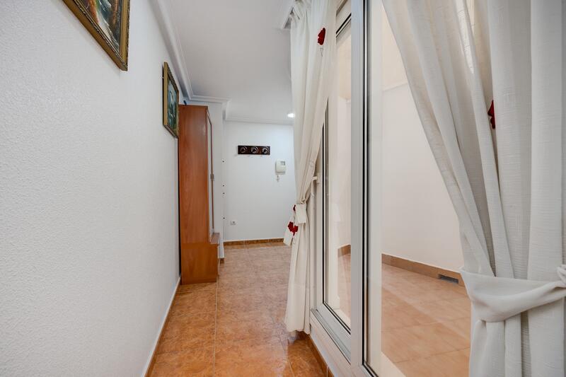 3 спальная комната квартира продается