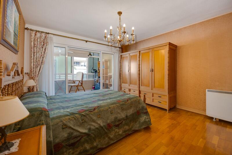 5 slaapkamer Appartement Te koop 5 slaapkamer Appartement Te koop