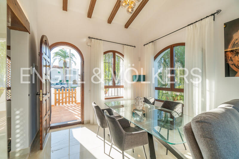 4 Schlafzimmer Villa für Langzeitmiete 4 Schlafzimmer Villa für Langzeitmiete