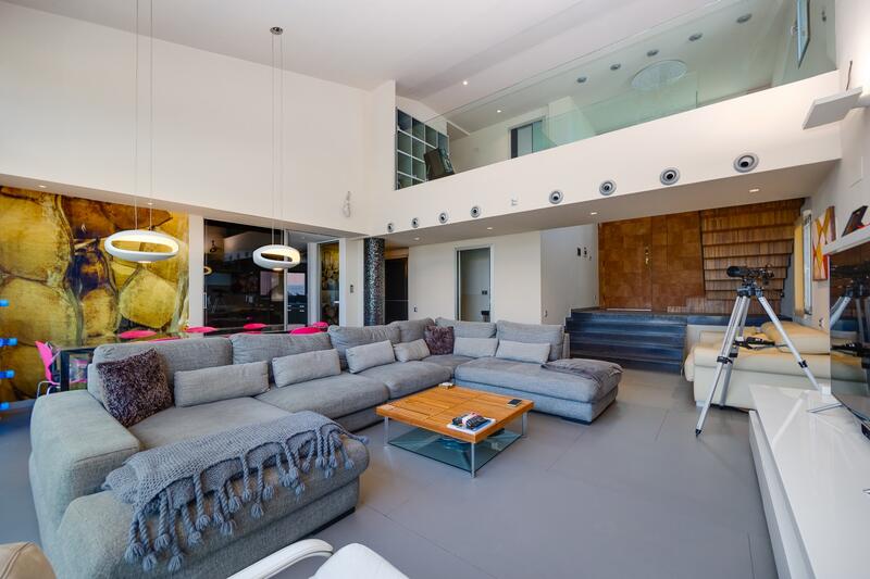 7 спальная комната вилла продается