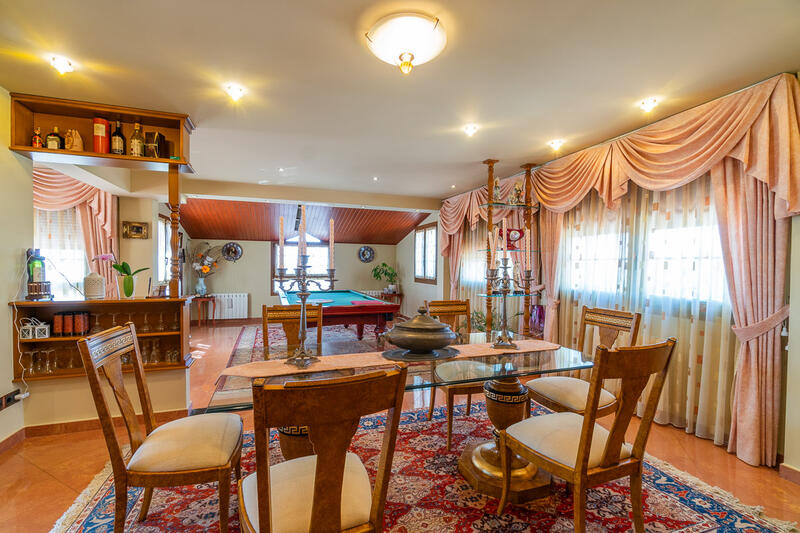 5 Schlafzimmer Villa zu verkaufen