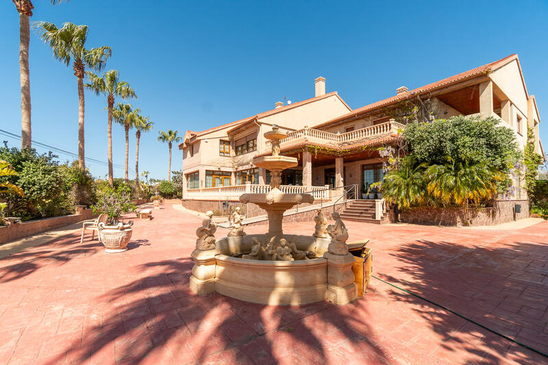 5 Schlafzimmer Villa zu verkaufen