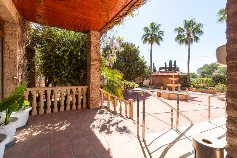 5 Schlafzimmer Villa zu verkaufen