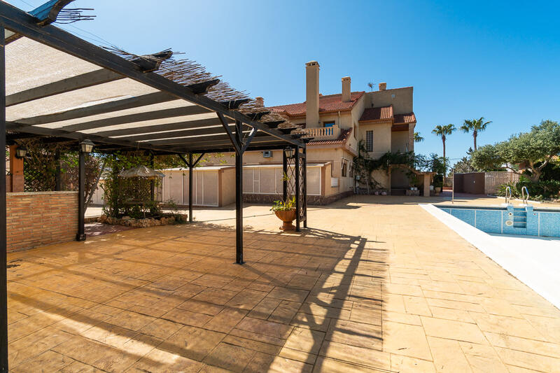 5 Schlafzimmer Villa zu verkaufen