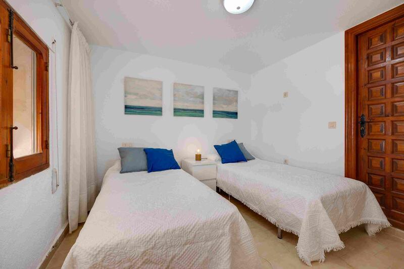 4 Schlafzimmer Stadthaus zu verkaufen