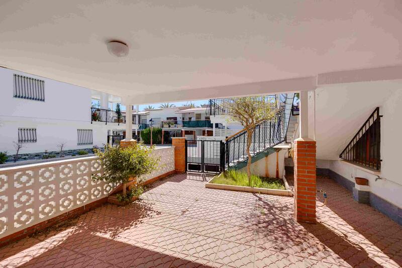 4 Schlafzimmer Stadthaus zu verkaufen