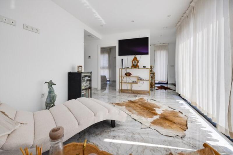 3 bedroom Villa for sale 3 bedroom Villa for sale