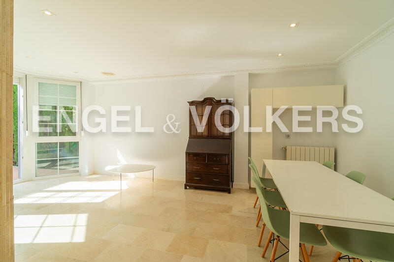 4 спальная комната Деревенский Дом в долгосрочную аренду 4 спальная комната Деревенский Дом в долгосрочную аренду