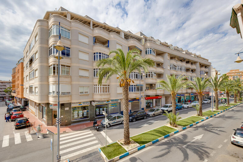 2 soverom Leilighet til salgs i Torrevieja, Alicante