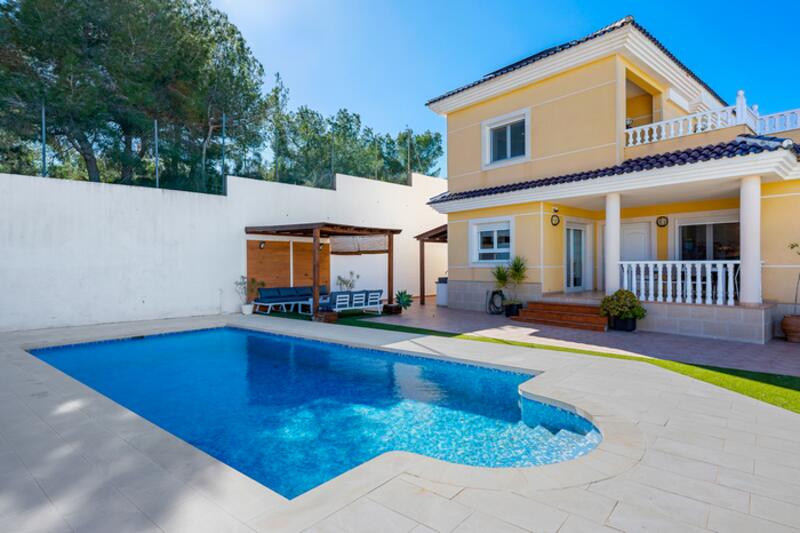 3 bedroom Villa for sale
