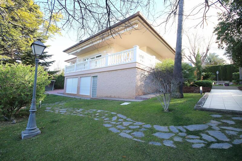 4 chambre Villa à vendre