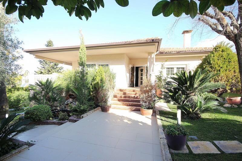 4 chambre Villa à vendre