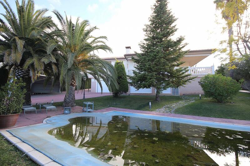 4 chambre Villa à vendre