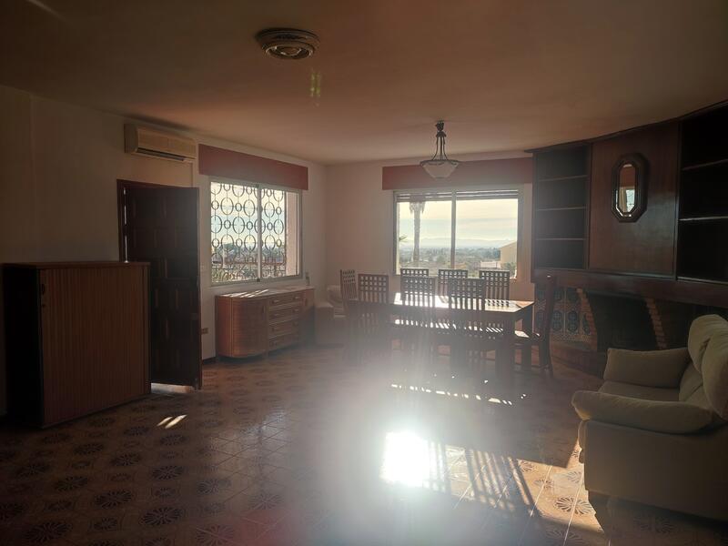 6 bedroom Country House for sale