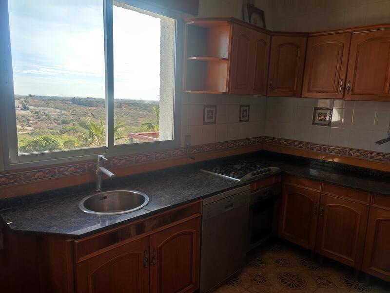 6 bedroom Country House for sale