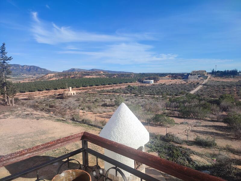 6 bedroom Country House for sale
