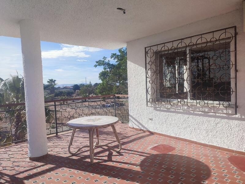 6 bedroom Country House for sale