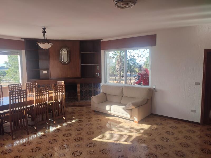 6 bedroom Country House for sale