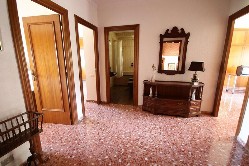 5 bedroom Villa for sale
