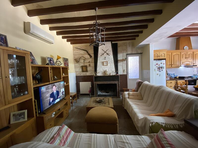 6 bedroom Commercial Property for sale