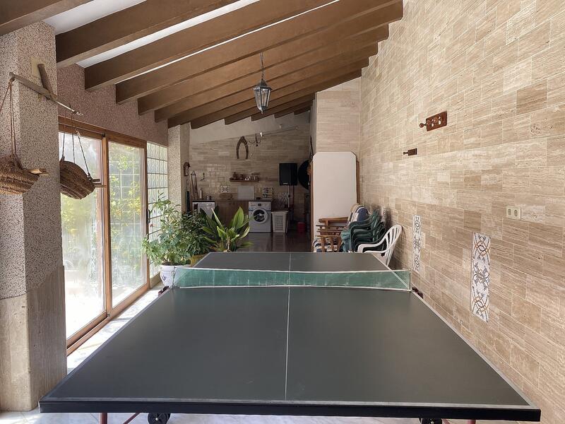 6 bedroom Commercial Property for sale