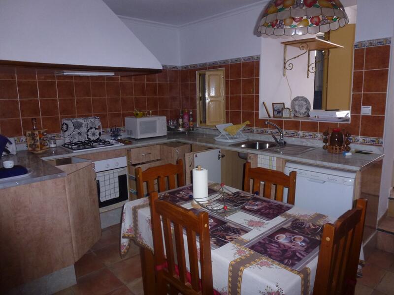 3 bedroom Townhouse for sale