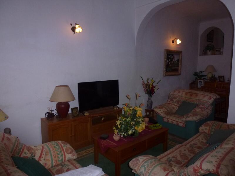 3 bedroom Townhouse for sale