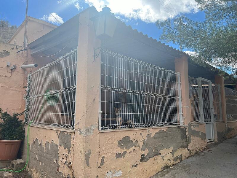 2 bedroom Country House for sale