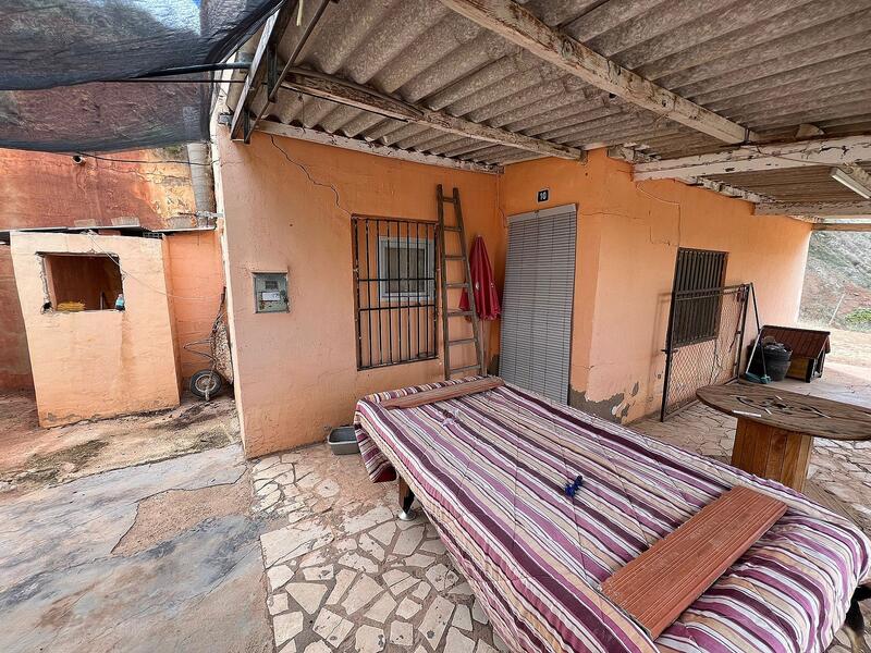 2 bedroom Country House for sale