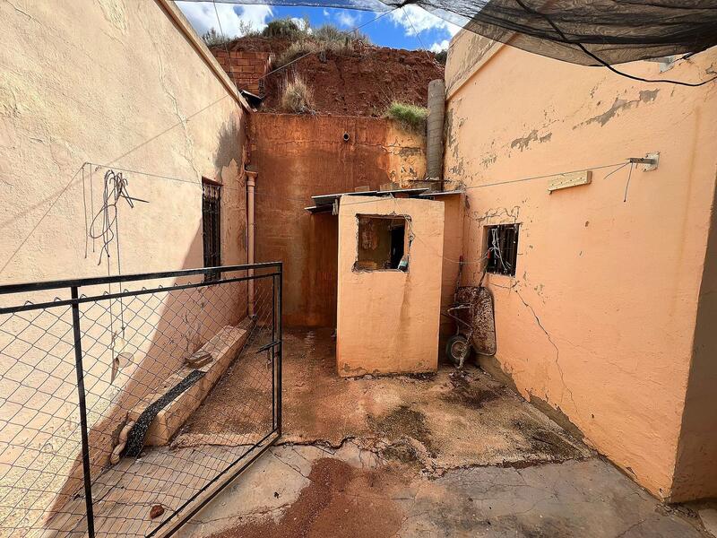 2 bedroom Country House for sale
