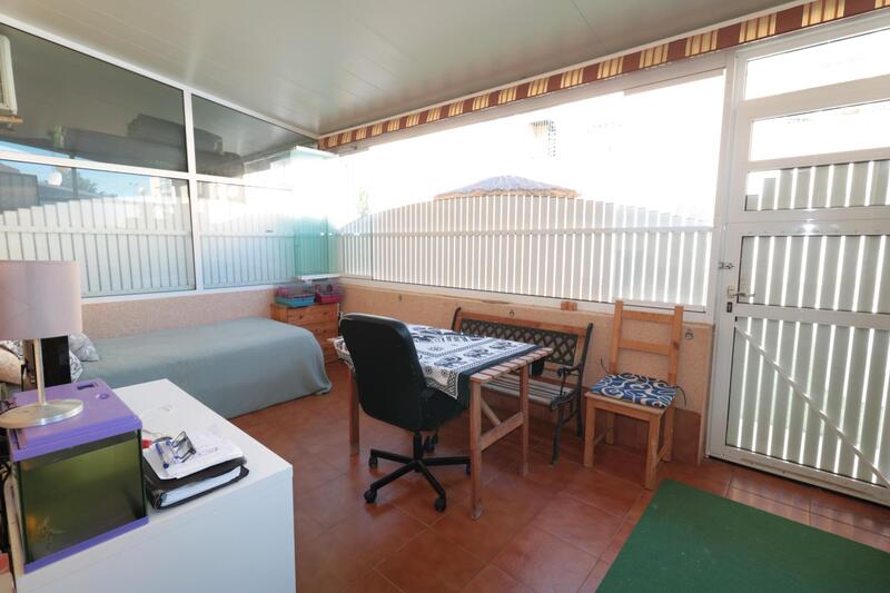 2 Schlafzimmer Villa zu verkaufen