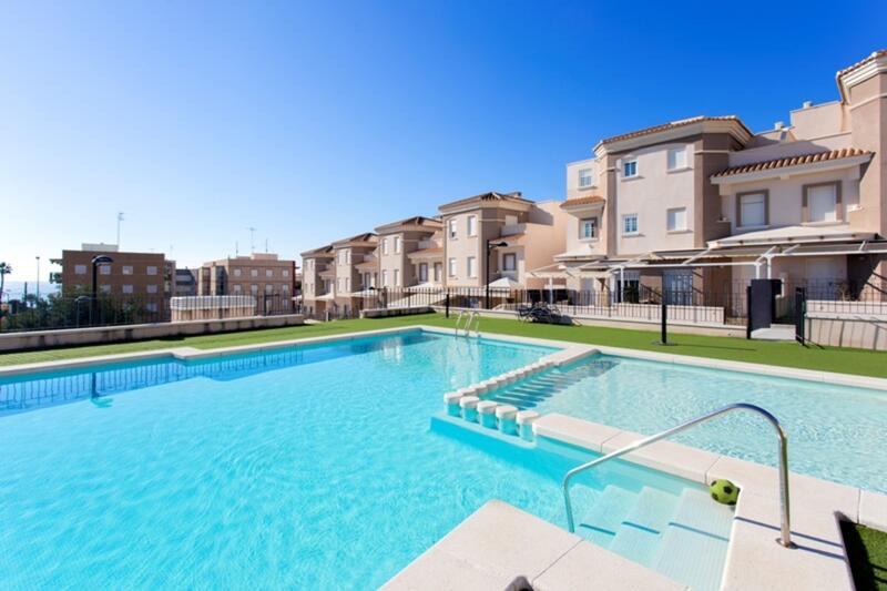 3 bedroom Apartment for sale