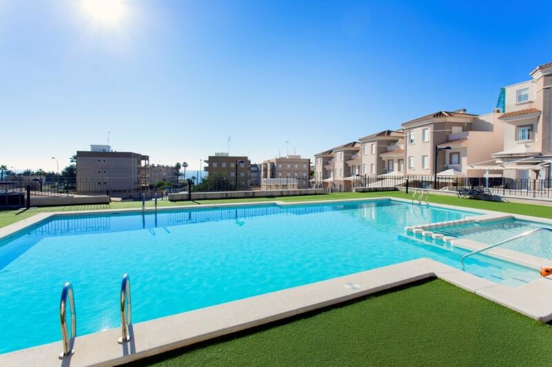 3 bedroom Apartment for sale