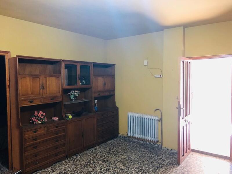 4 Schlafzimmer Landhaus zu verkaufen