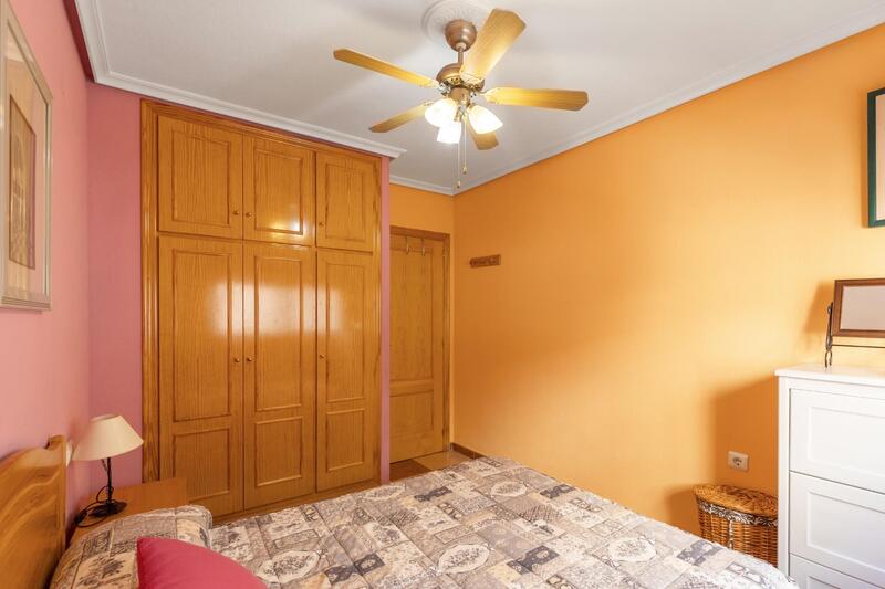 2 slaapkamer Appartement Te koop