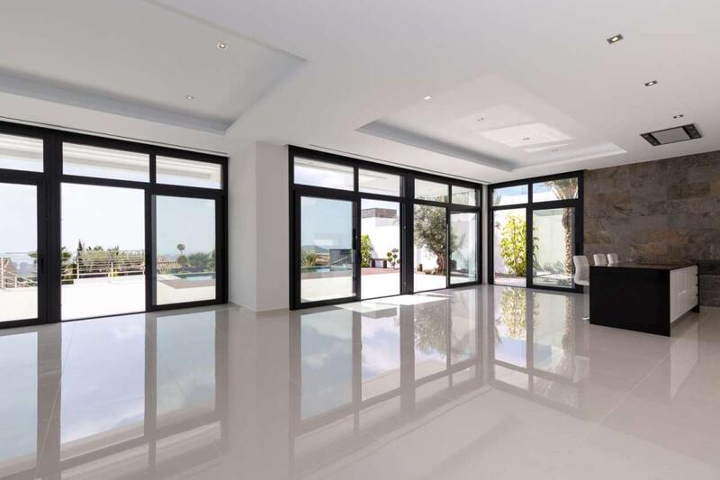 5 bedroom Villa for sale