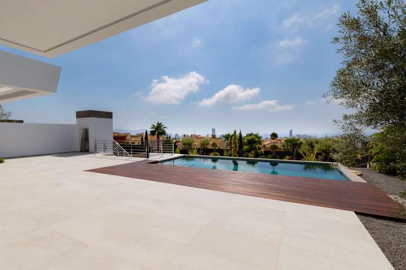5 bedroom Villa for sale