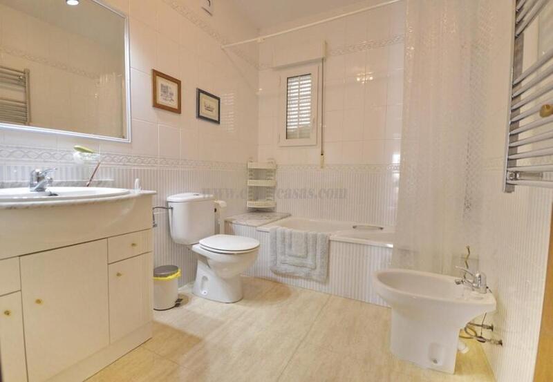 2 Cuarto Villa en venta