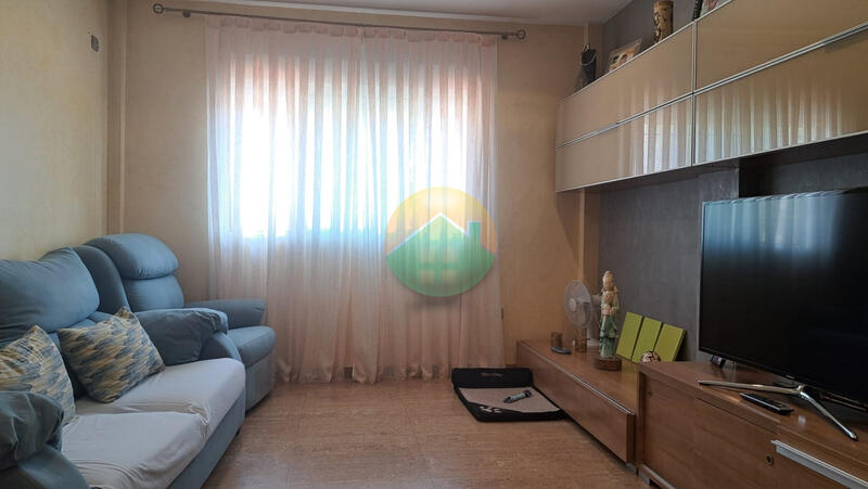 3 bedroom Townhouse for sale