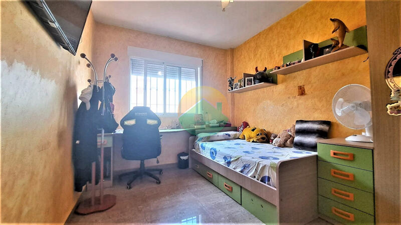 3 bedroom Townhouse for sale